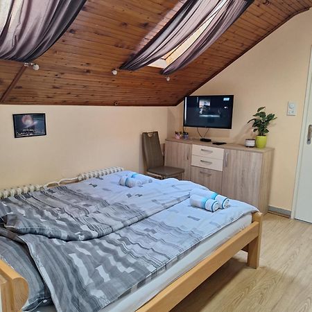 Apartmani Sara Novi Sad Exterior foto